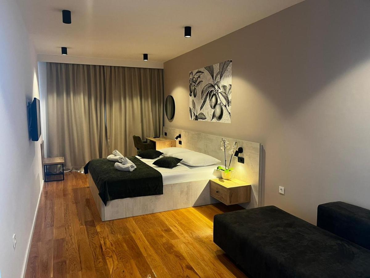 Memori Bed&Breakfast Rab Town Exterior foto