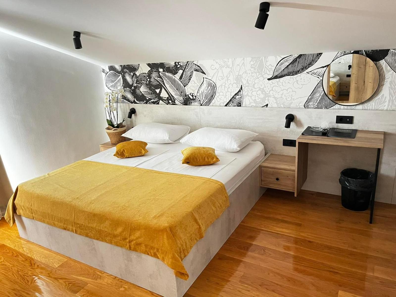 Memori Bed&Breakfast Rab Town Exterior foto