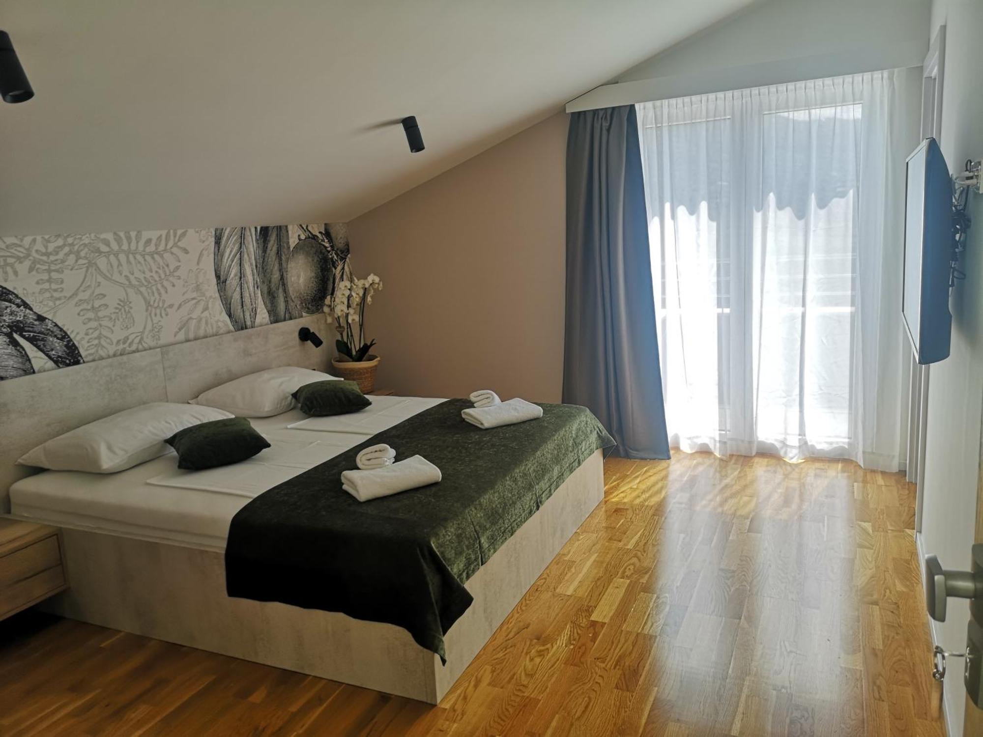 Memori Bed&Breakfast Rab Town Exterior foto